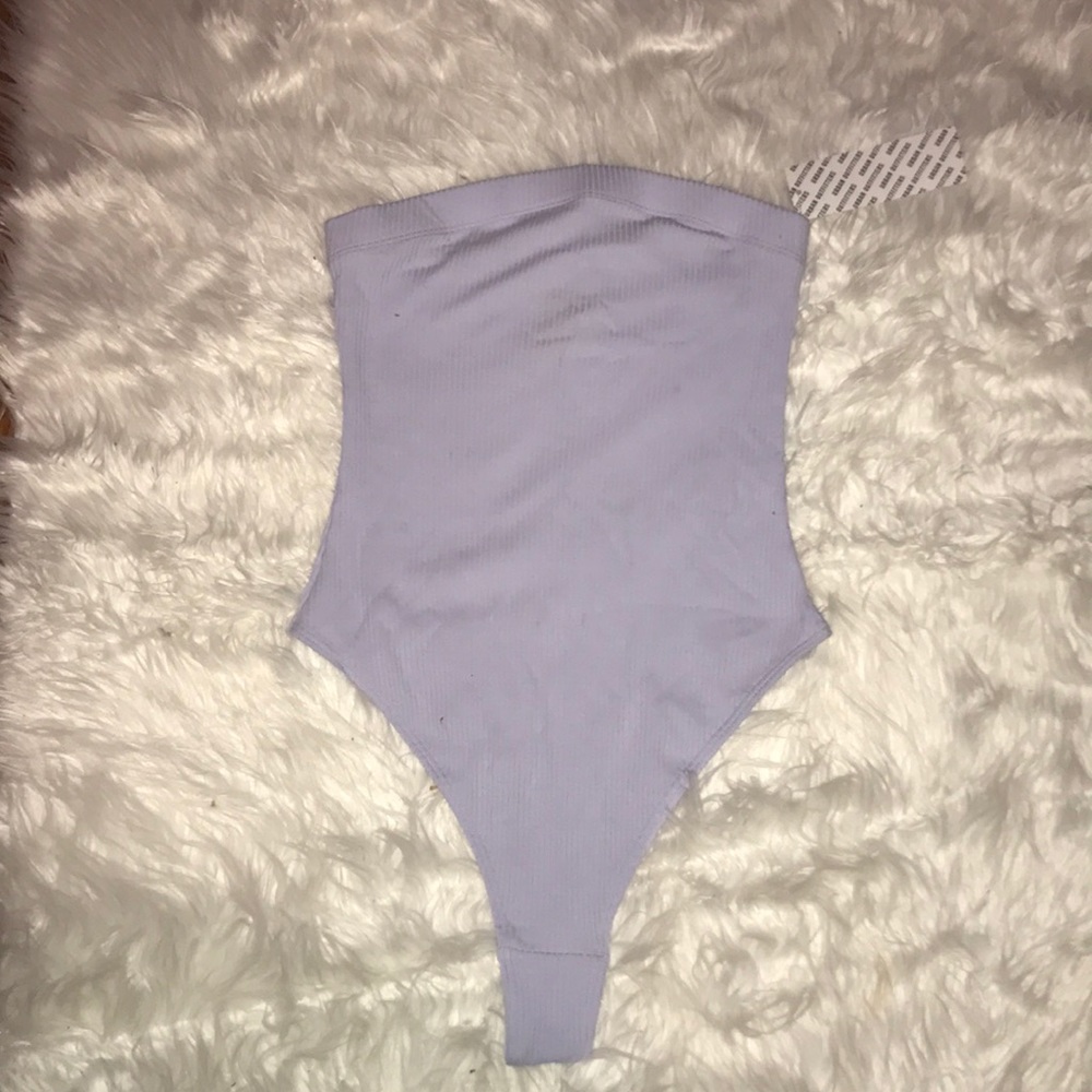 UO strapless thong Bodysuit ❤️